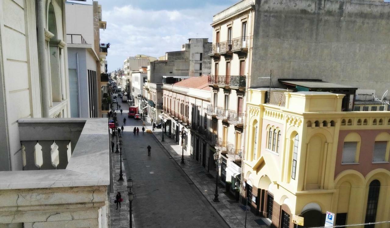 B&B Main Street เรจโจ ดี คาลาเบีย ภายนอก รูปภาพ